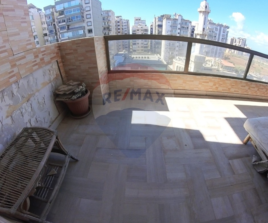 R9-2737 Spacious Apartment For Sale in Mina road - Tripoli — Photo 10 of 15