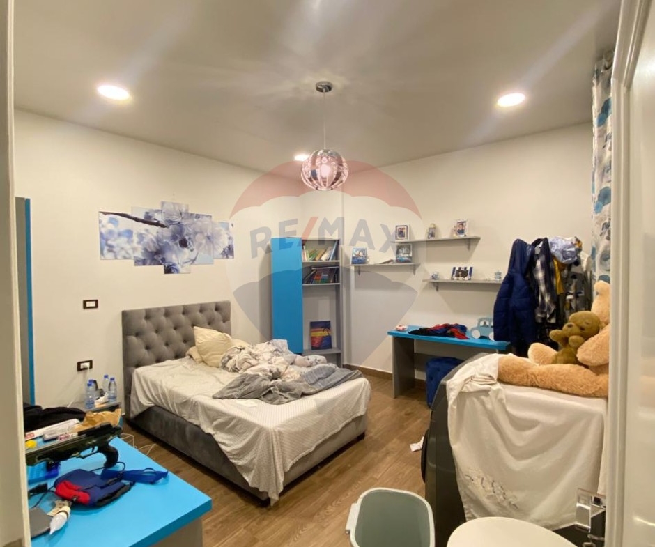 R9-2749 Exclusive 220m² Apartment for Sale in Sahat Dannawi – Abou Samra — الصورة 10 من 14