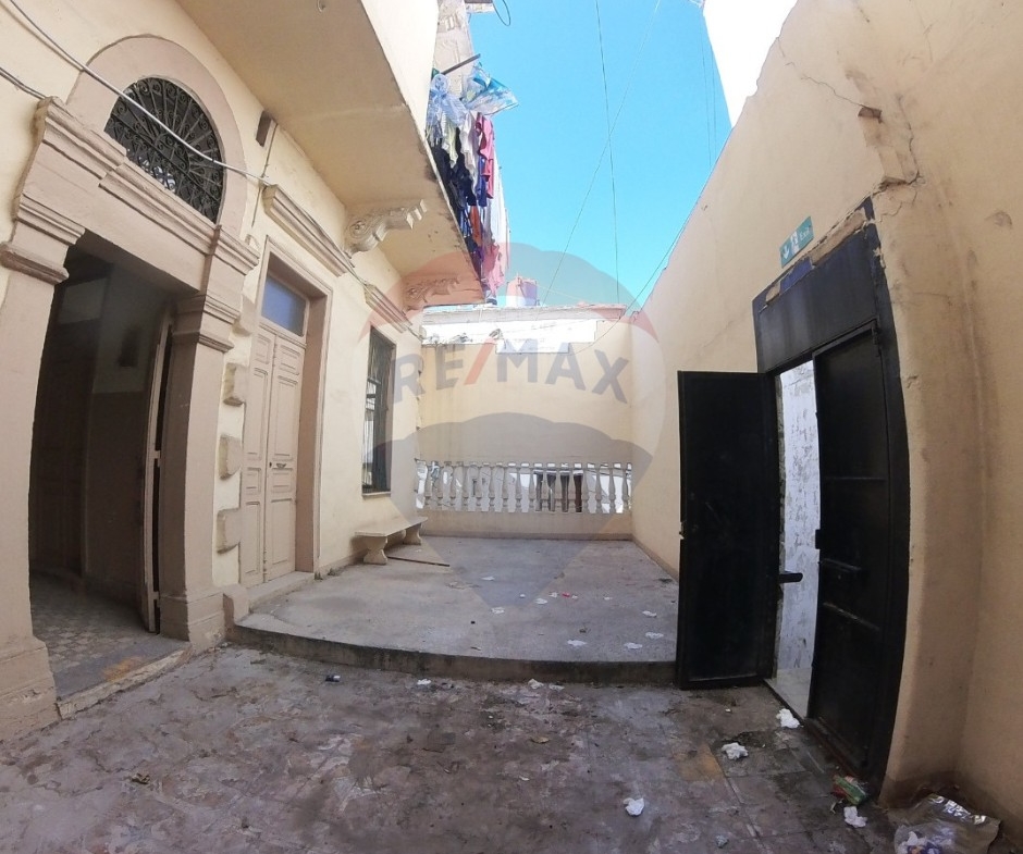 R9-2828 Old Building for Sale Near Tripoli Castle – 840 m² — الصورة 12 من 13