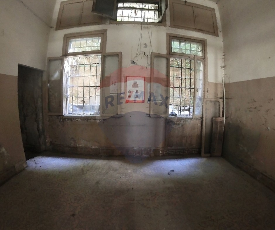 R9-2828 Old Building for Sale Near Tripoli Castle – 840 m² — الصورة 13 من 13