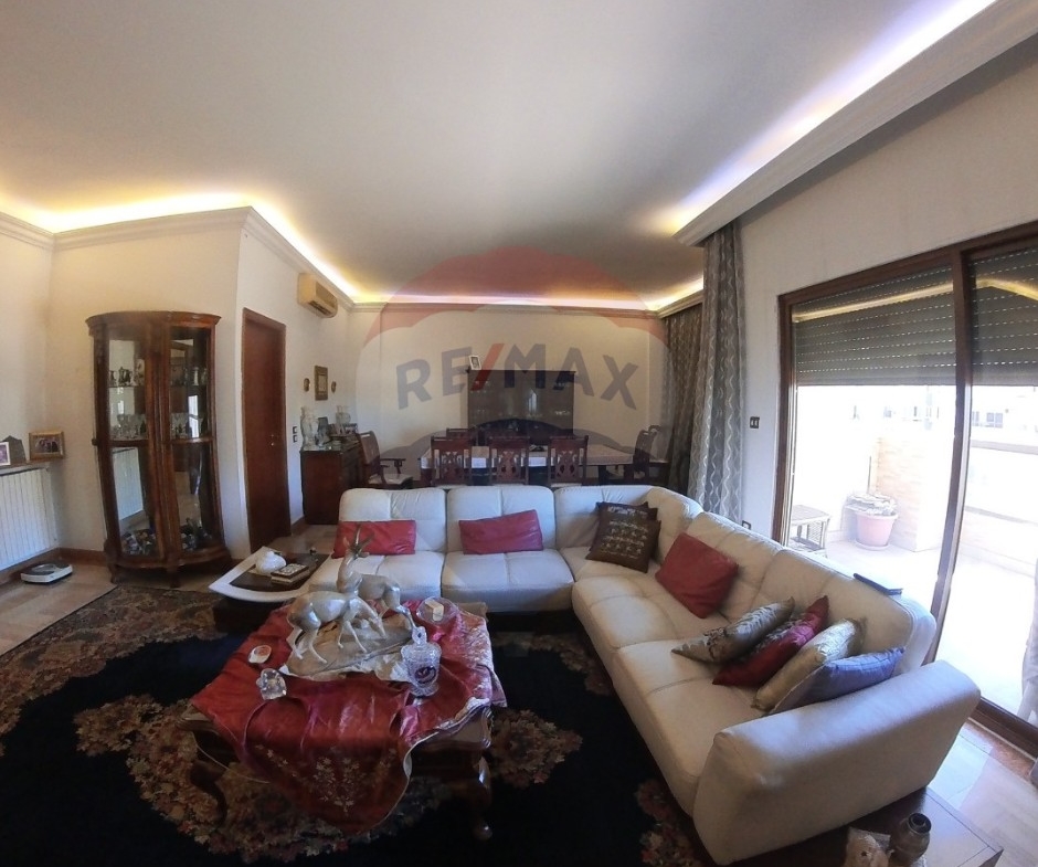 R9-2737 Spacious Apartment For Sale in Mina road - Tripoli — Photo 13 of 15