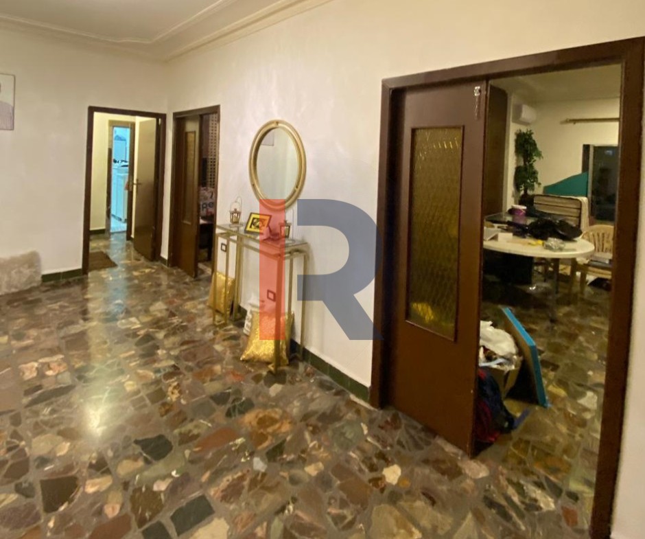 R9-2749 Exclusive 220m² Apartment for Sale in Sahat Dannawi – Abou Samra — الصورة 13 من 14