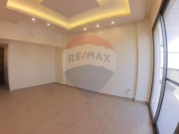 R9-2829 Luxury Apartment for Sale in Nadim El Jisr – 300 m² — Photo 2 of 13