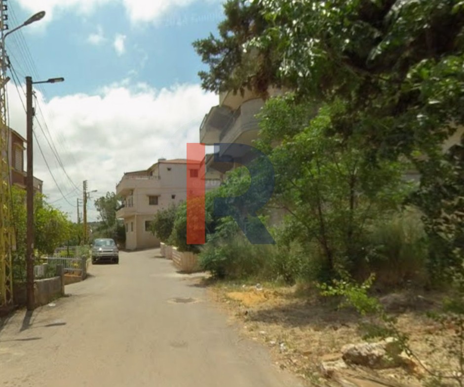 R9-2722 Land for Sale in Btouratij – Koura | 902m² | Zone D 40/80 — الصورة 2 من 4