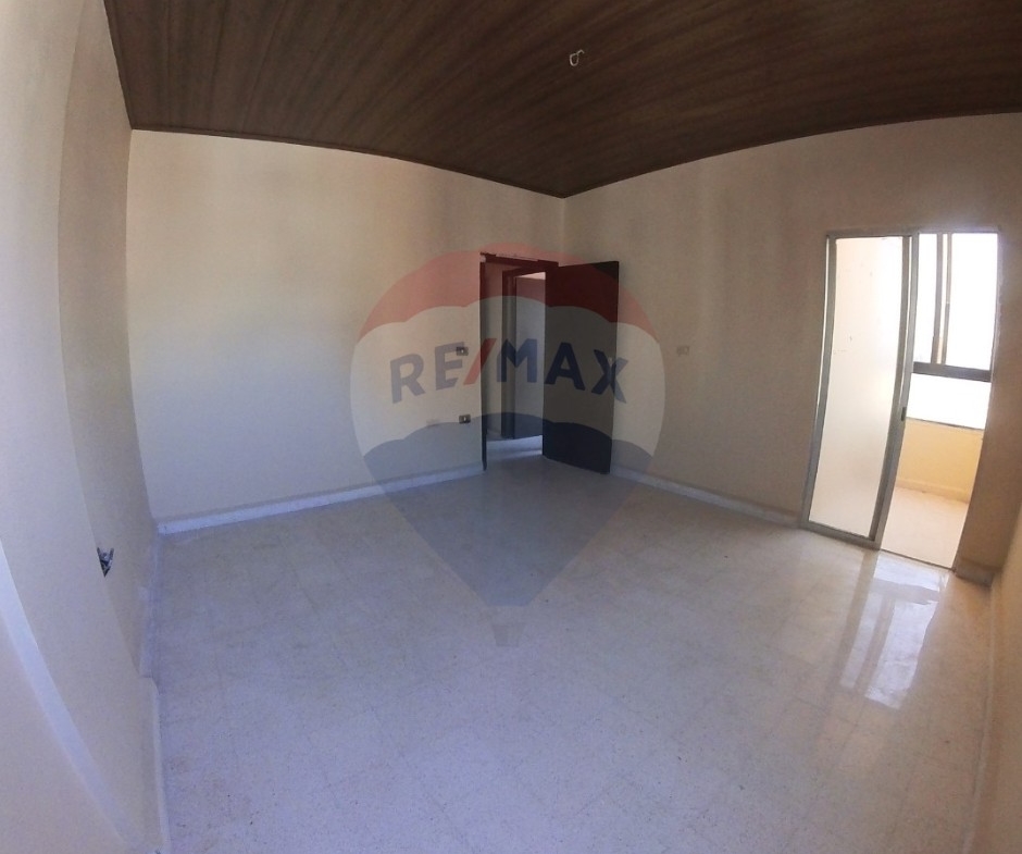 R9-2754 Apartment for Sale in Abou Samra – Tripoli | 150m² — الصورة 2 من 9