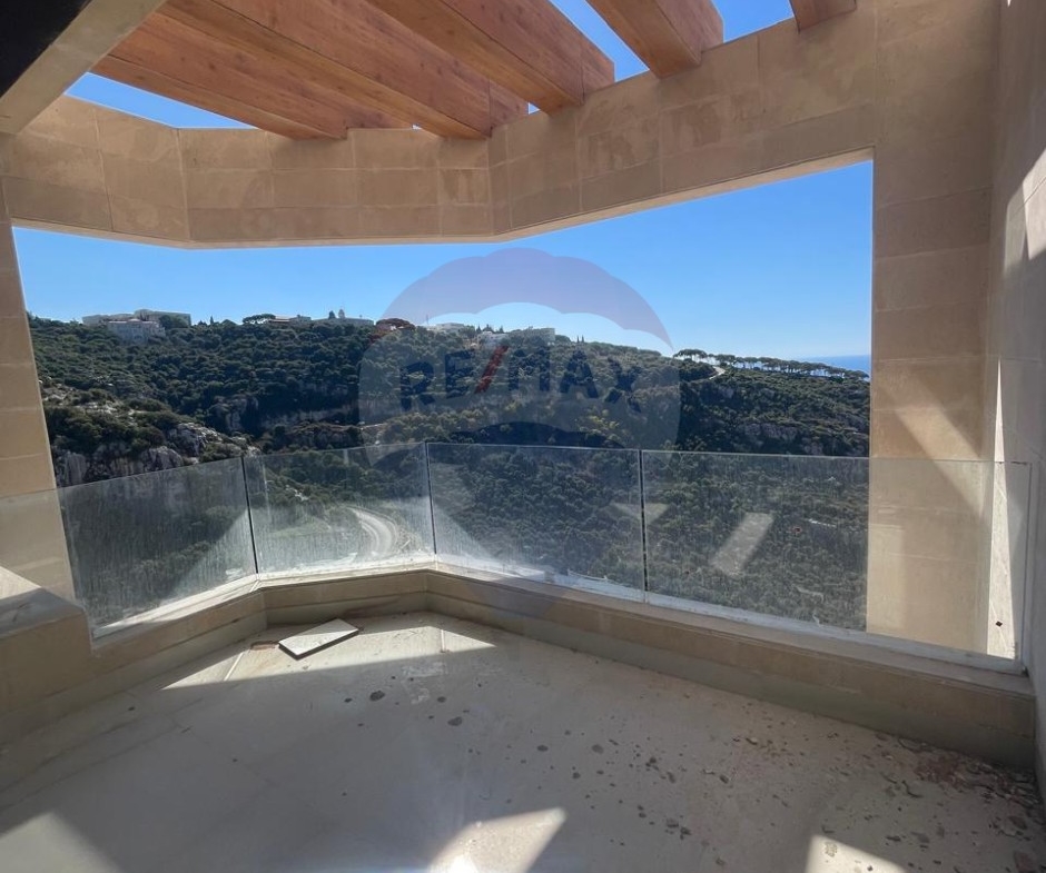 R9-2781 Lower-Ground Apartment with Panoramic Views in Balamand — Photo 8 of 9