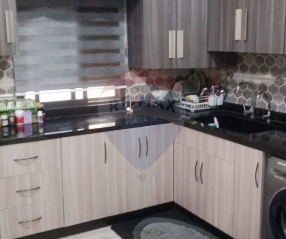 R9-2794 Apartment for Sale in Kobbeh Tripoli – 190 m² — Photo 2 of 9