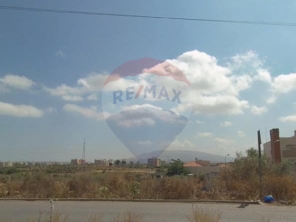 R9-2804 Plot Near Hozz Mall with Dual Road Access and Utilities — الصورة 5 من 5