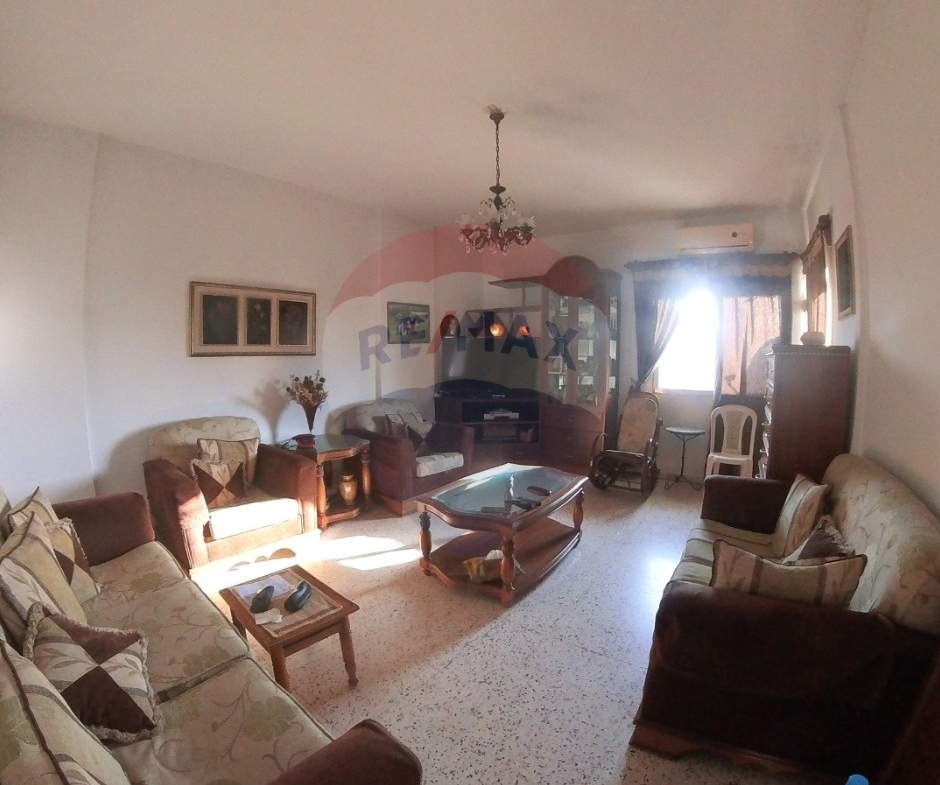 R9-2806 Apartment for Sale in Thaqafa Street Tripoli — الصورة 2 من 12