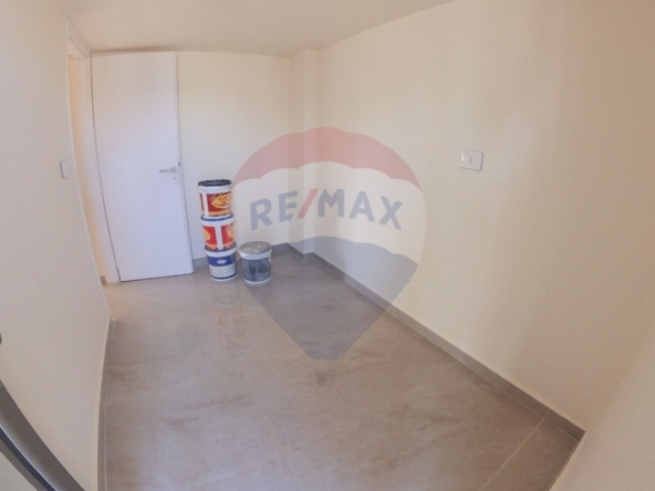 R9-2829 Luxury Apartment for Sale in Nadim El Jisr – 300 m² — Photo 3 of 13