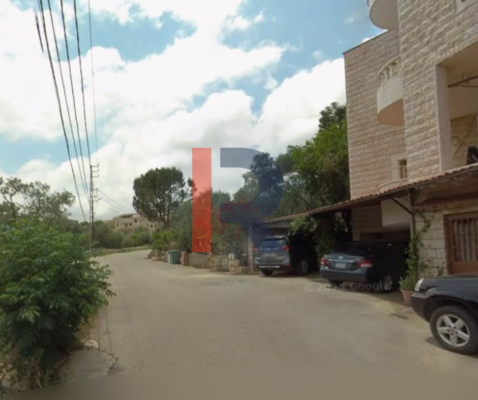 R9-2722 Land for Sale in Btouratij – Koura | 902m² | Zone D 40/80 — الصورة 3 من 4