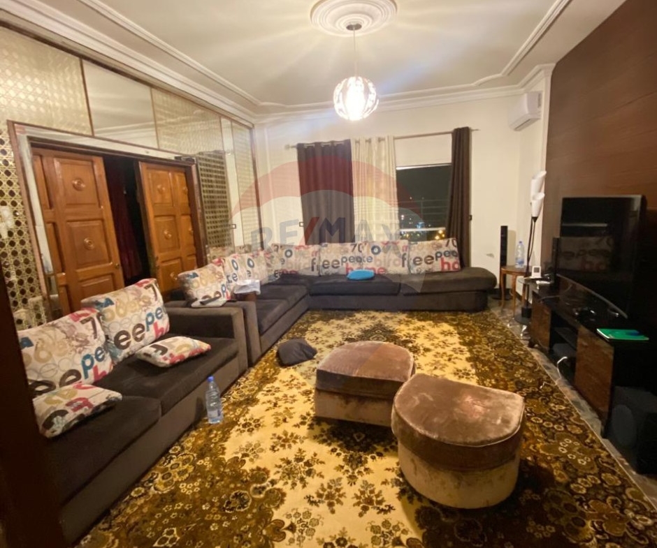 R9-2749 Exclusive 220m² Apartment for Sale in Sahat Dannawi – Abou Samra — الصورة 3 من 14