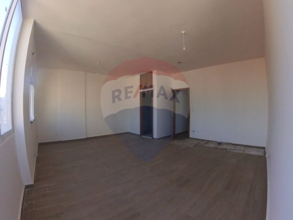 R9-2792 Apartment for Sale in Maarad Tripoli – 160 m² — الصورة 3 من 9
