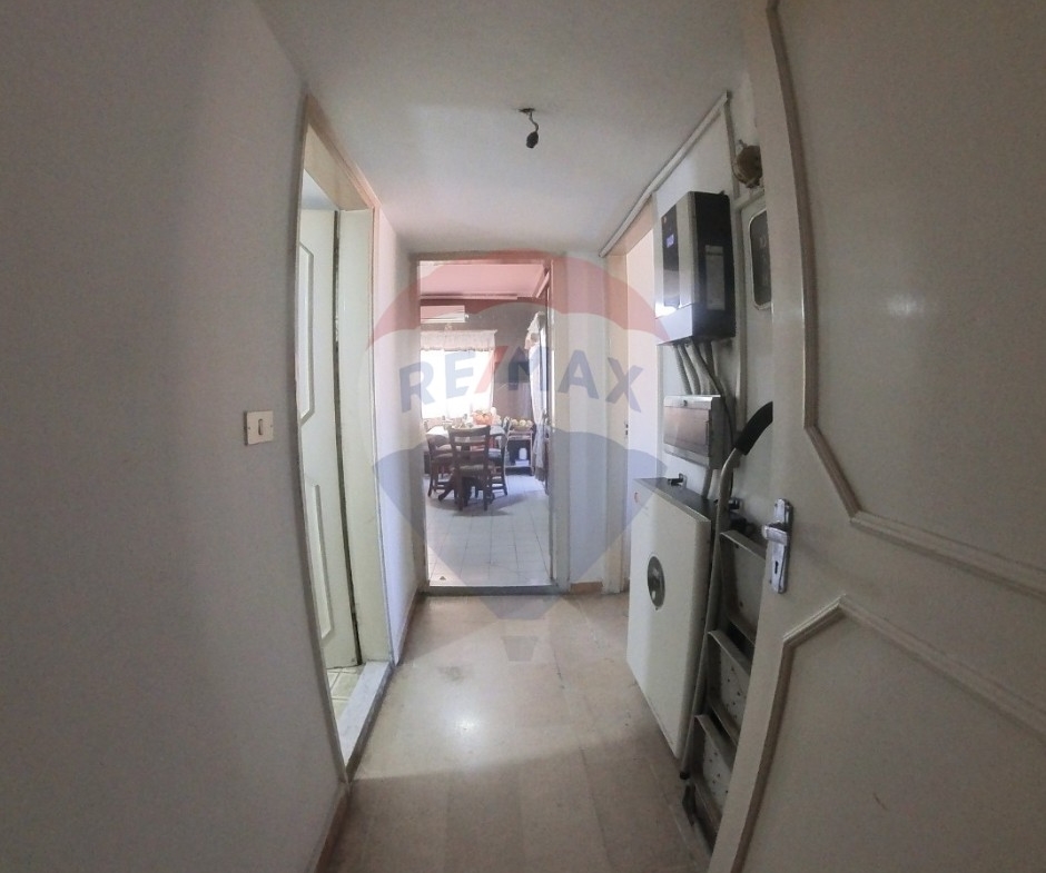 R9-2806 Apartment for Sale in Thaqafa Street Tripoli — الصورة 3 من 12