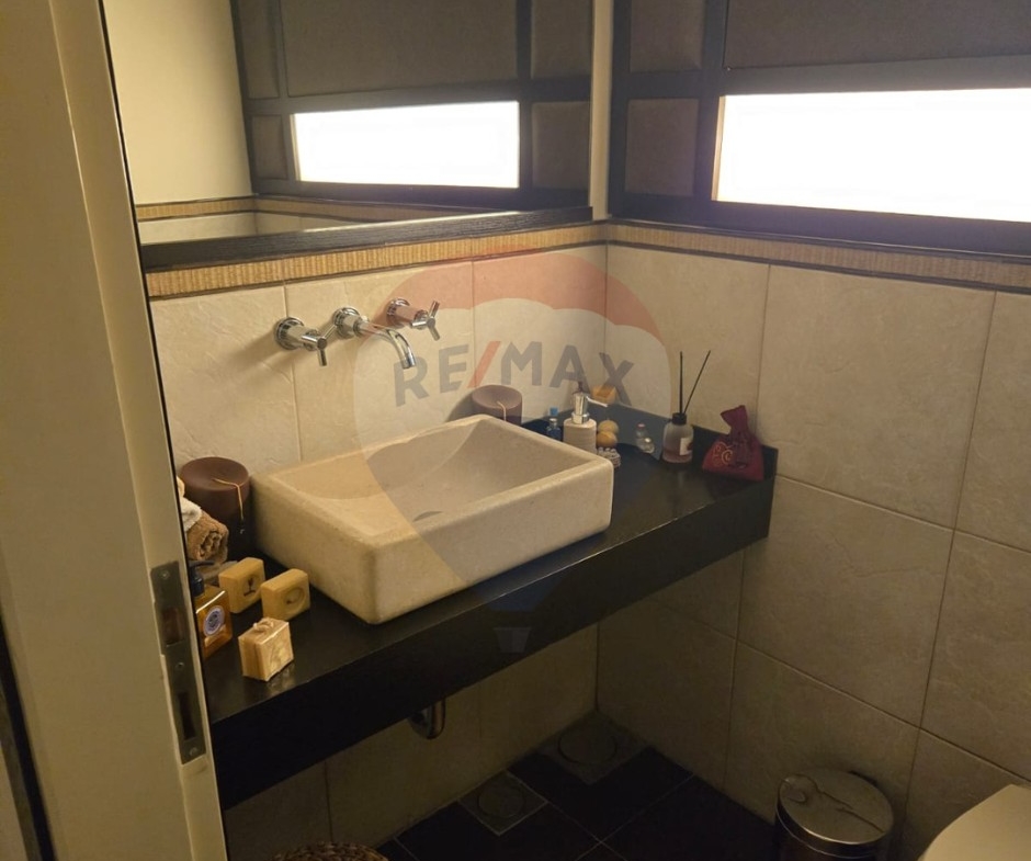 R9-2823 Fully Furnished Apartment for Sale in Keserwan–Byblos — الصورة 3 من 8