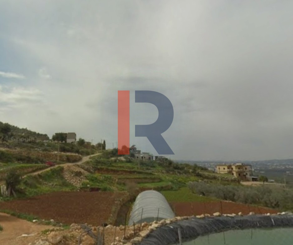 R9-2834 Land with House for Sale in Deir Nbouh – 1,000 m² — Photo 4 of 4