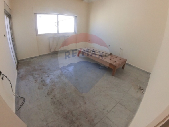 R9-2846 Apartment for Sale in Maarad Tripoli – 310 m² — Photo 4 of 10