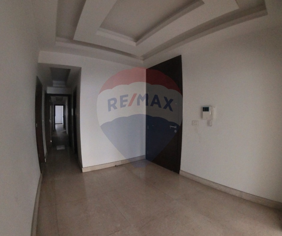 R9-2735 Luxury 200m² Apartment For Sale On Jamil Adra Street — الصورة 4 من 8