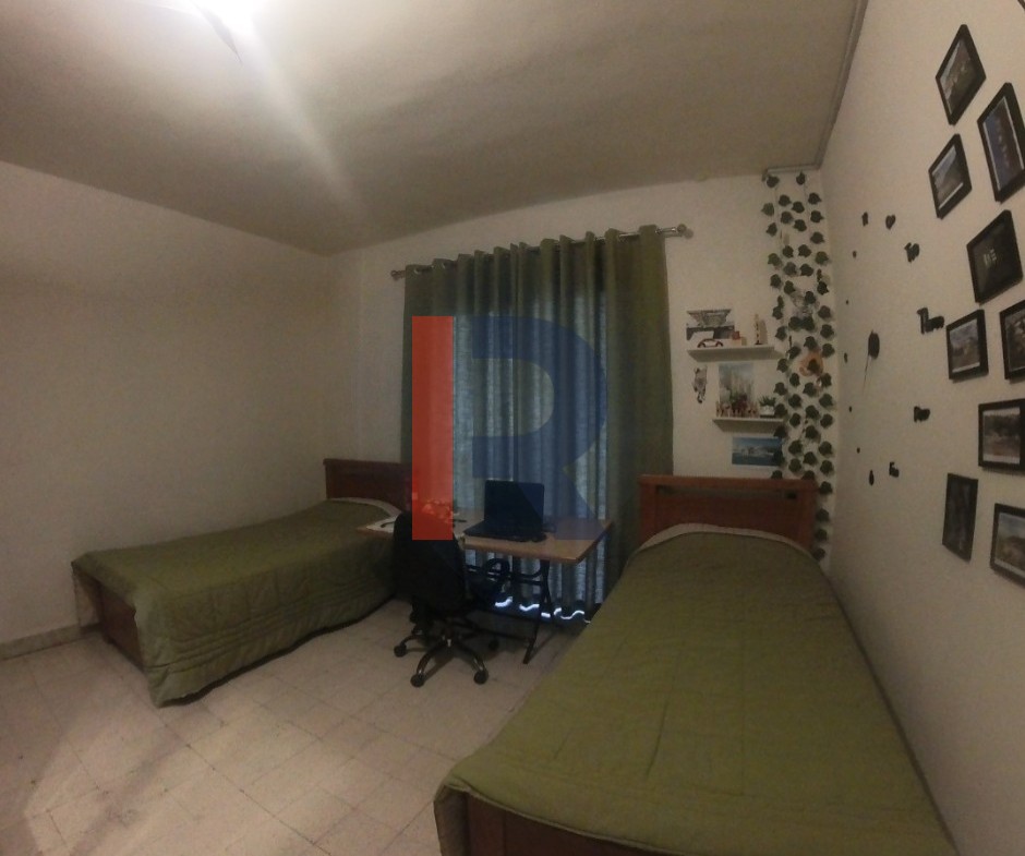 R9-2740 Apartment for Sale in Zahriyeh – Tripoli | 130m² — الصورة 4 من 6