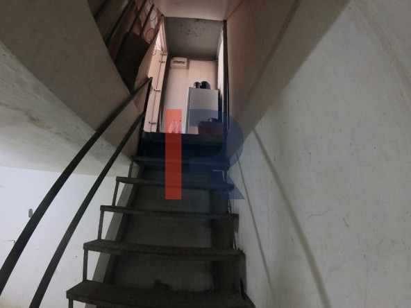 R9-2779 Commercial Shop For Sale in Azmi Balha Street Tripoli — Photo 4 of 8