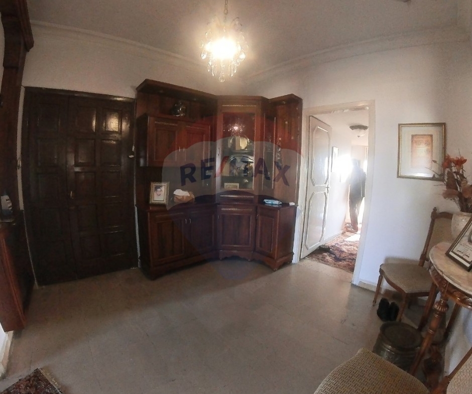 R9-2806 Apartment for Sale in Thaqafa Street Tripoli — الصورة 4 من 12