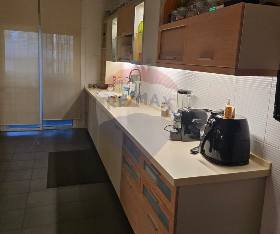 R9-2823 Fully Furnished Apartment for Sale in Keserwan–Byblos — الصورة 4 من 8