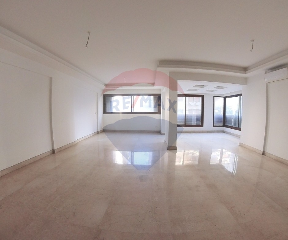 R9-2736 Super Deluxe Apartment for Sale – Jamil Adra Street — الصورة 5 من 10
