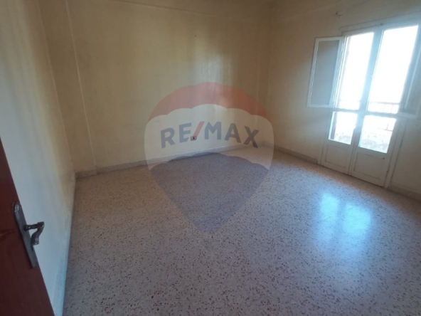 R9-2814 Apartment for Sale in Kobbeh Tripoli – 180 m² — الصورة 5 من 8