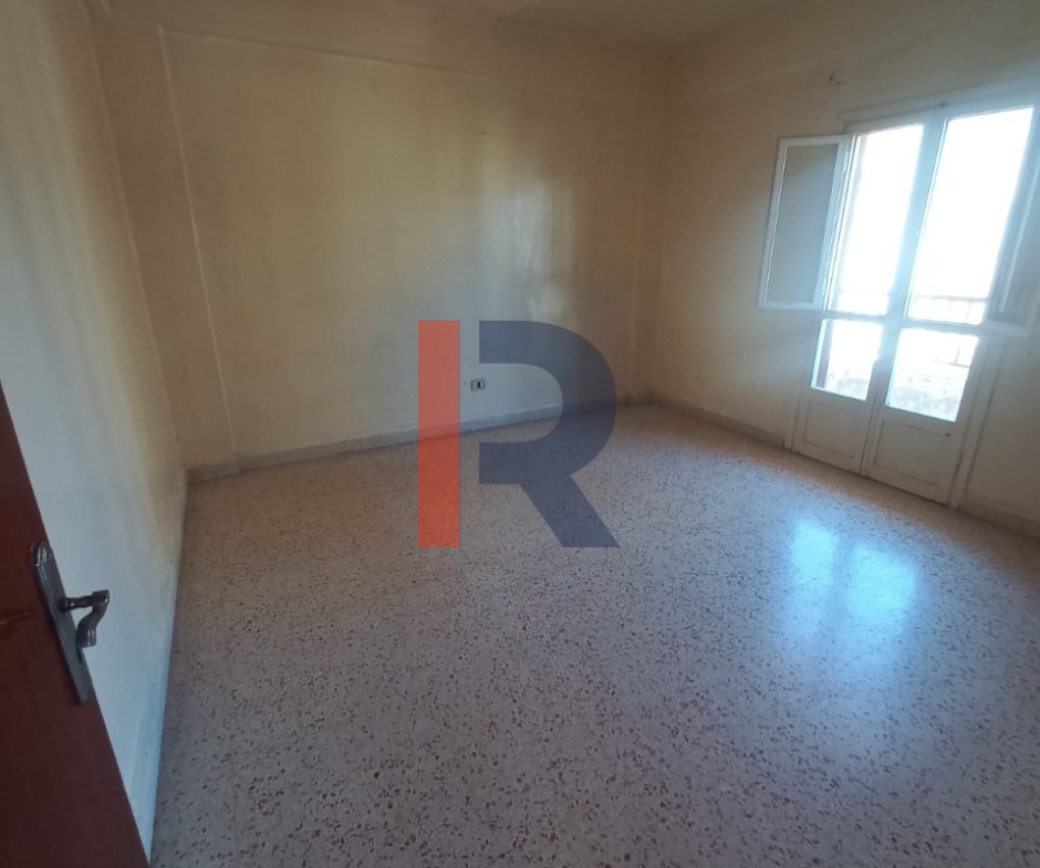 R9-2814 Apartment for Sale in Kobbeh Tripoli – 180 m² — الصورة 5 من 8