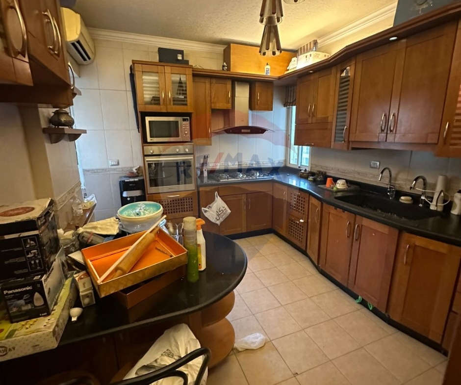 R9-2815 Prime Rental in Dam W Farez – 200 m² — الصورة 5 من 11