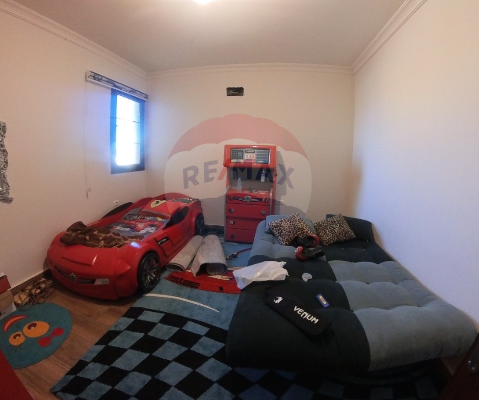R9-2832 Elegant Apartment for Sale in Dam W Farez – 210 m² — الصورة 3 من 10