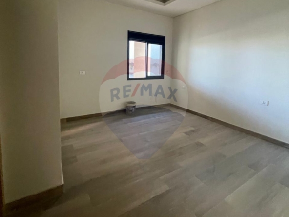 R9-2781 Lower-Ground Apartment with Panoramic Views in Balamand — Photo 4 of 9