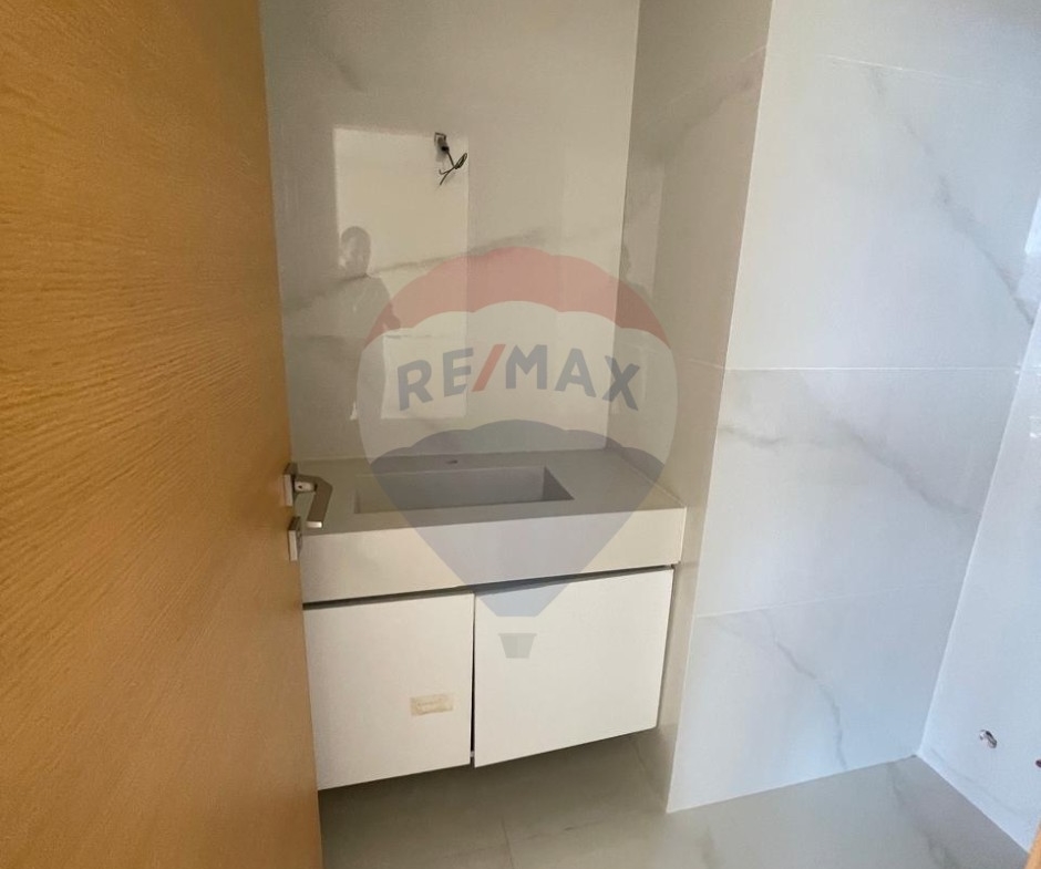 R9-2782 Spacious 3BR Apartment in Balamand with Panoramic Balconies — الصورة 6 من 8