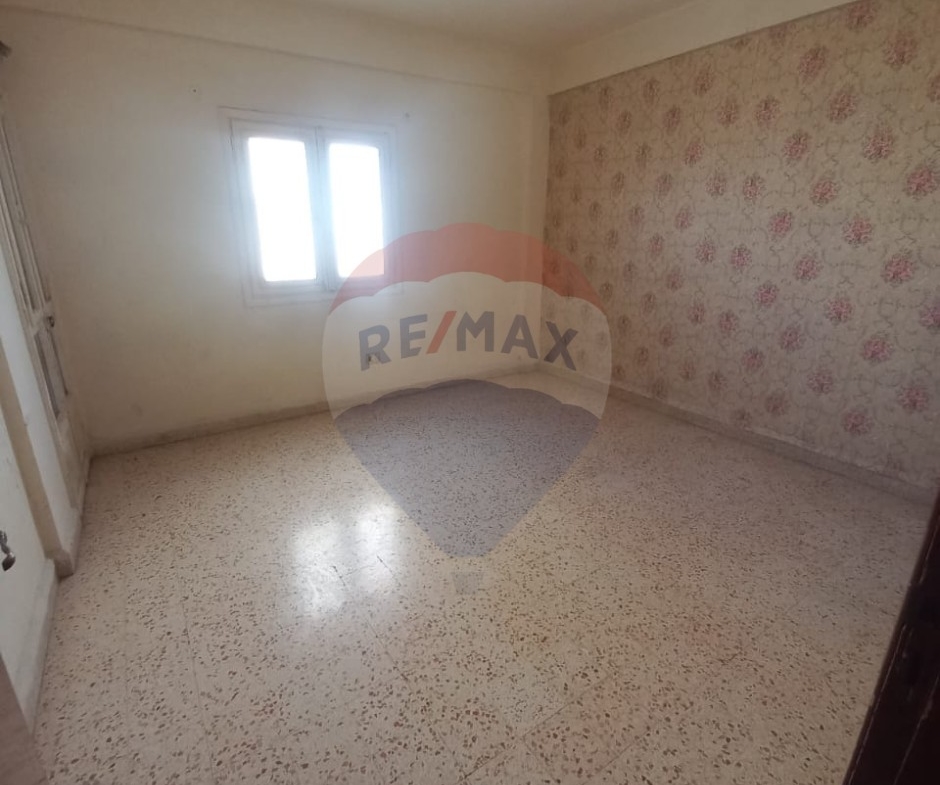 R9-2814 Apartment for Sale in Kobbeh Tripoli – 180 m² — الصورة 6 من 8