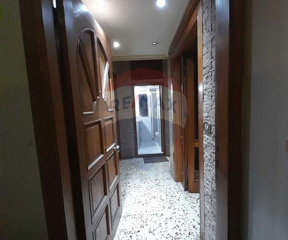 R9-2824 Smart Apartment for Sale in Ain El Remmaneh — الصورة 6 من 7