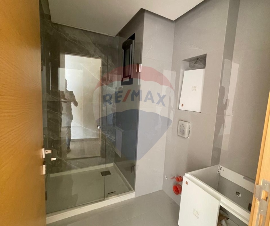 R9-2782 Spacious 3BR Apartment in Balamand with Panoramic Balconies — الصورة 7 من 8
