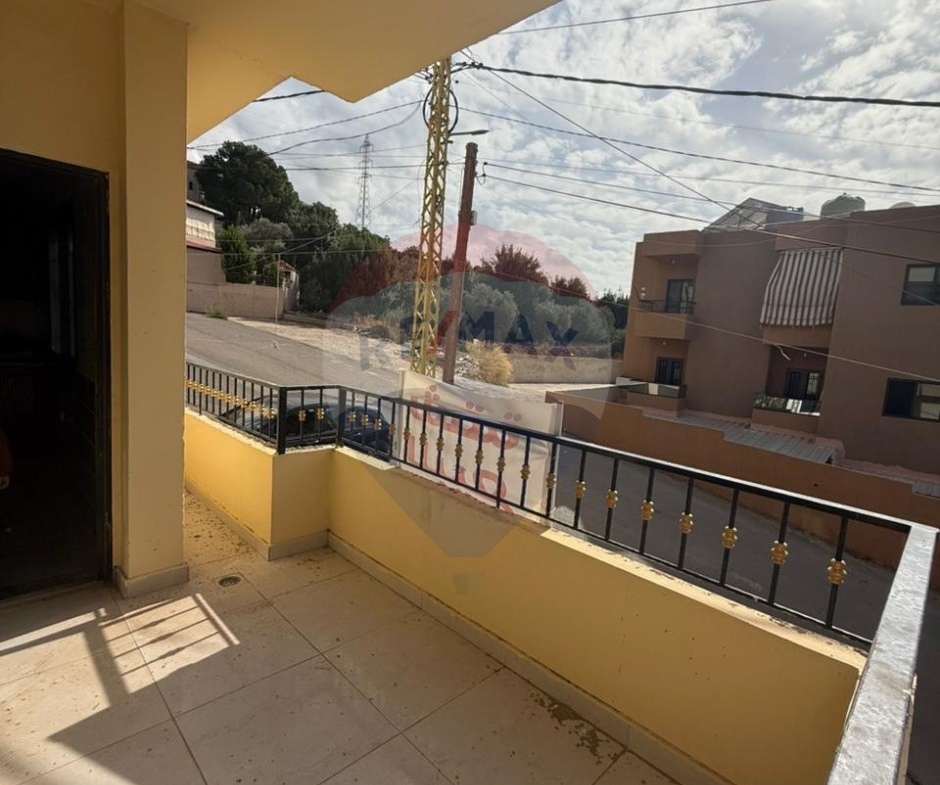 R9-2819 Apartment for Sale in Meryata Danniyeh — Photo 4 of 9