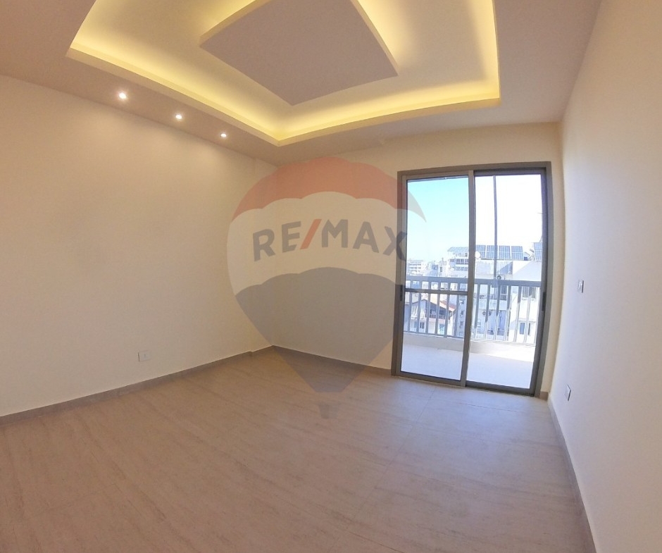 R9-2829 Luxury Apartment for Sale in Nadim El Jisr – 300 m² — Photo 7 of 13