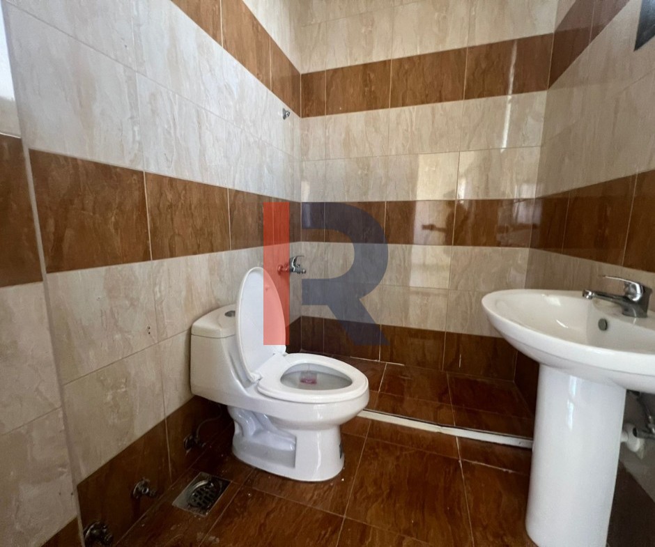R9-2730 Two Bedrooms Apartment For Sale in Barsa Koura — الصورة 5 من 6