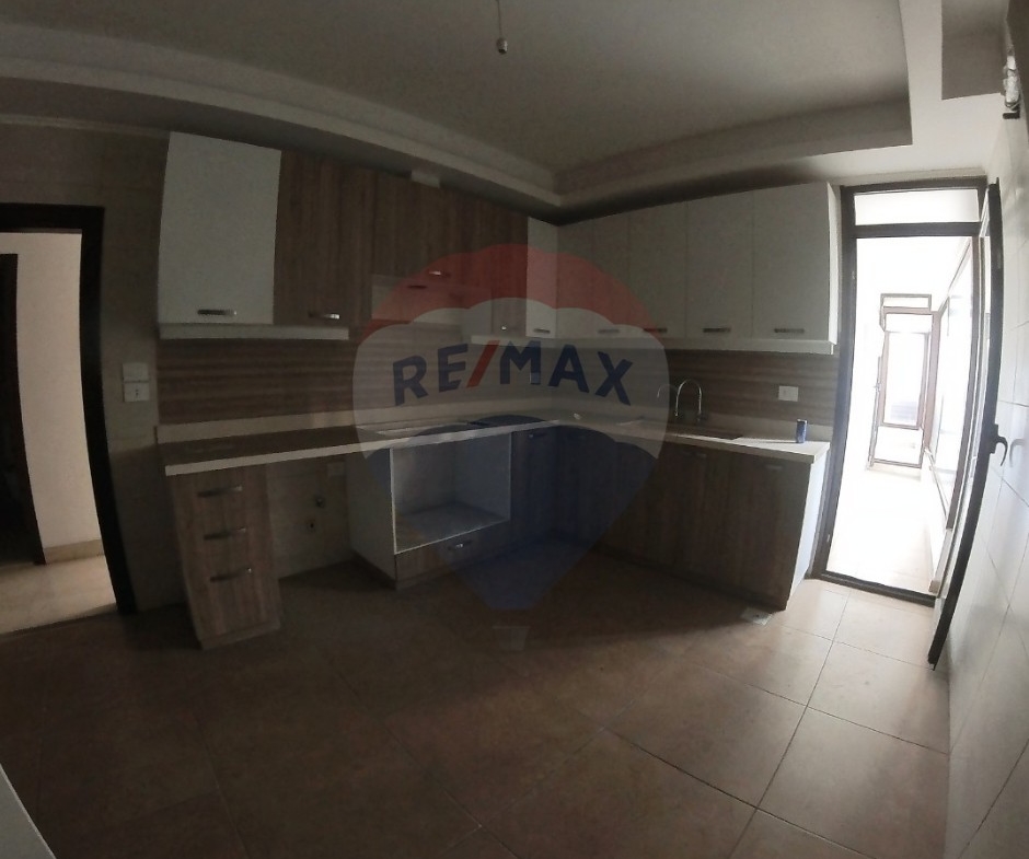 R9-2735 Luxury 200m² Apartment For Sale On Jamil Adra Street — الصورة 6 من 8