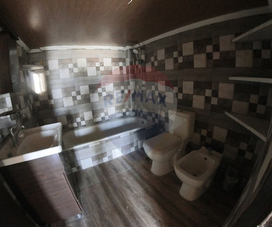 R9-2754 Apartment for Sale in Abou Samra – Tripoli | 150m² — الصورة 8 من 9