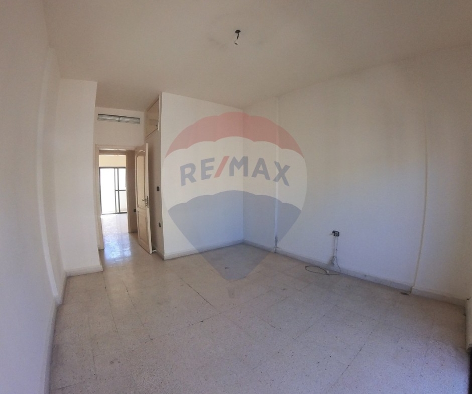 R9-2777 Spacious Apartment For Sale in Nakabet El Ateba – Ideal for Families — Photo 8 of 9