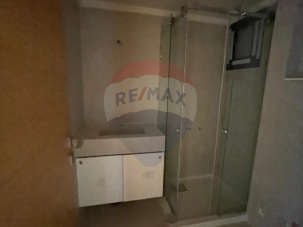 R9-2781 Lower-Ground Apartment with Panoramic Views in Balamand — Photo 2 of 9