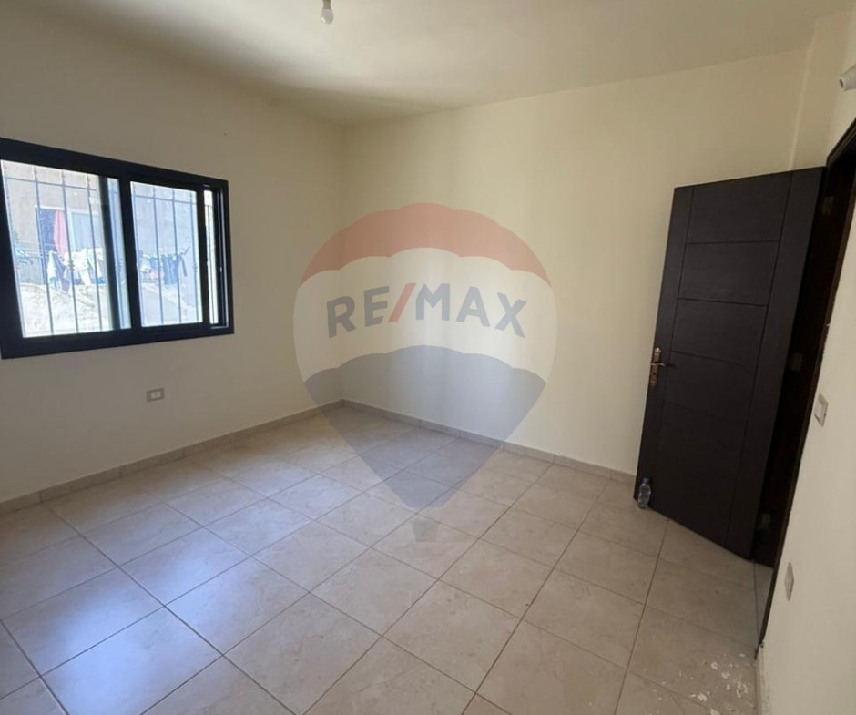 R9-2819 Apartment for Sale in Meryata Danniyeh — Photo 3 of 9