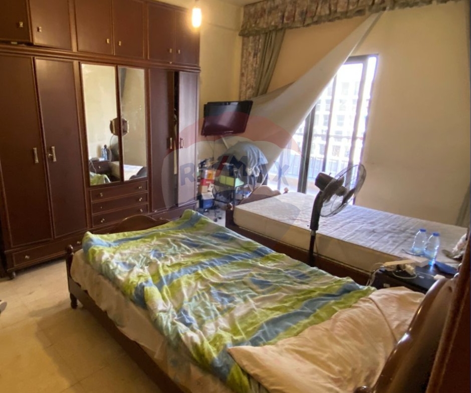 R9-2708 Central Apartment for Sale in Azmi Street – Tripoli — الصورة 8 من 8