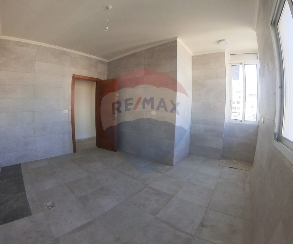 R9-2792 Apartment for Sale in Maarad Tripoli – 160 m² — الصورة 9 من 9