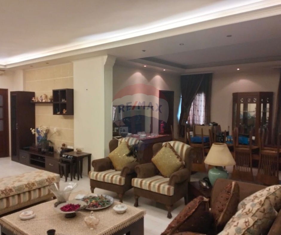 R9-2855 Furnished Apartment for Sale in Bir Hassan – 240 m² — الصورة 11 من 12