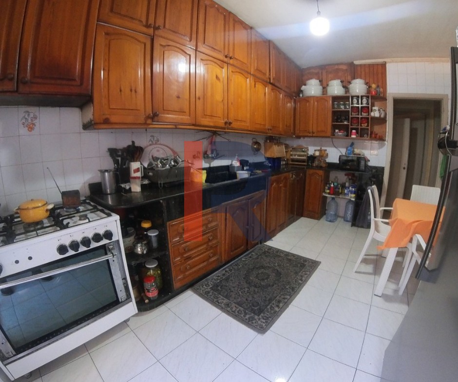 R9-2848 Spacious Apartment for Sale in Akabet Ateba – 280 m² — الصورة 2 من 12
