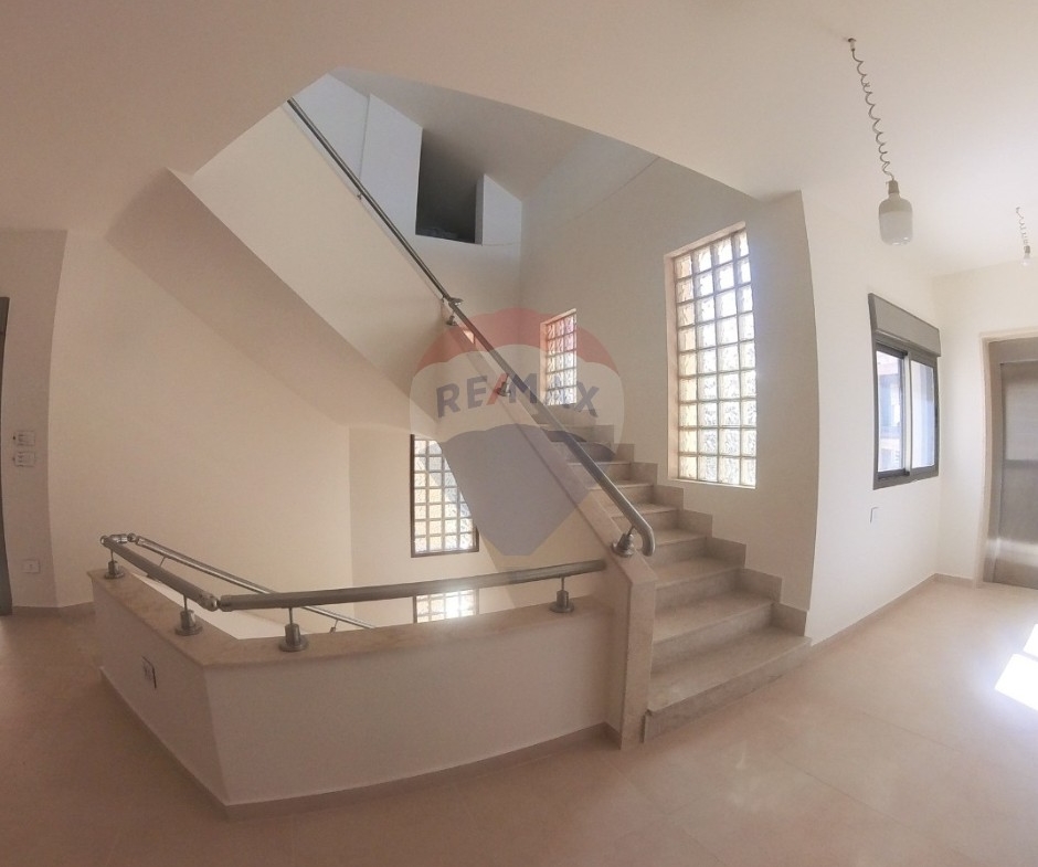 R9-2870 Villa for Rent in Nakhleh – 4 Floors with Jamalon & Master Rooms — الصورة 13 من 25