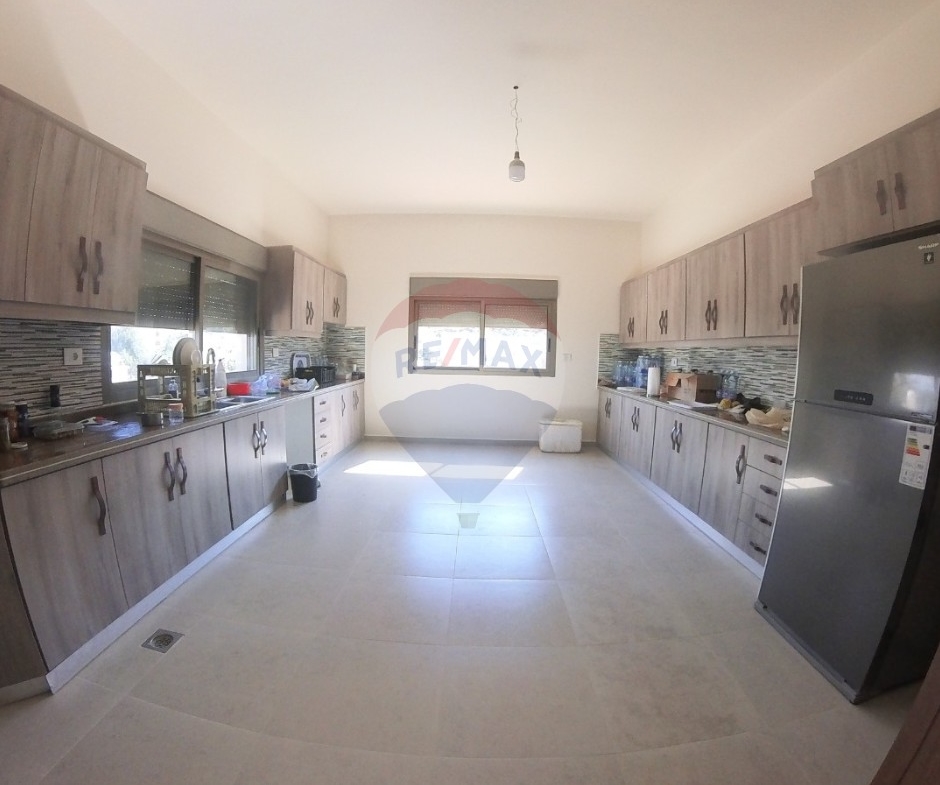 R9-2870 Villa for Rent in Nakhleh – 4 Floors with Jamalon & Master Rooms — الصورة 19 من 25